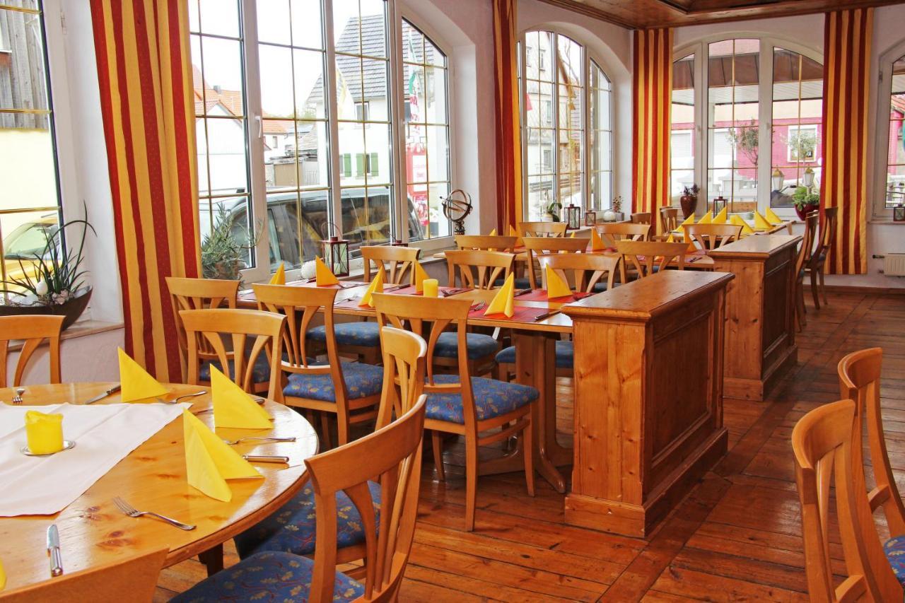 Landgasthof Hotel Lamm Laichingen Ngoại thất bức ảnh